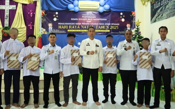 Thumbnail Berita - Lapas Batam Berikan Remisi Khusus Natal 2025 kepada 111 Warga Binaan Nasrani