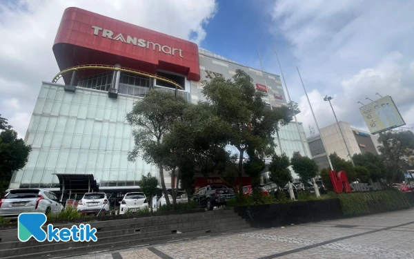 Thumbnail UB Ambil Alih Pengelolaan Transmart, Jadi Lompatan Besar Dunia Pendidikan