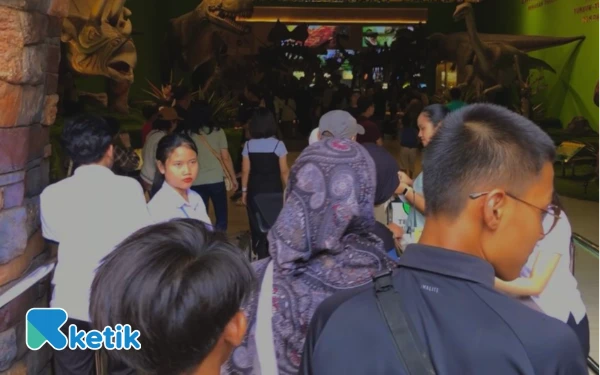 Thumbnail Berita - Libur Natal Ramai Wisatawan, Disparta Kota Batu Yakin Target 2025 Tercapai