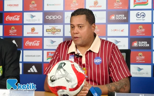 Thumbnail Babak Belur Dihajar Persebaya 0-4, Pelatih Persijap Sebut Pemain Kalah Kualitas