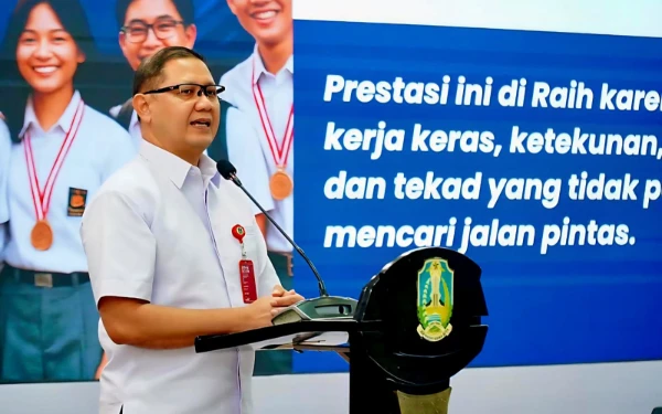 Thumbnail Berita - Gerbang SNBP 2026 Dibuka, Dindik Jatim Pastikan Kesiapan Siswa dan Tekankan Pentingnya Hasil TKA