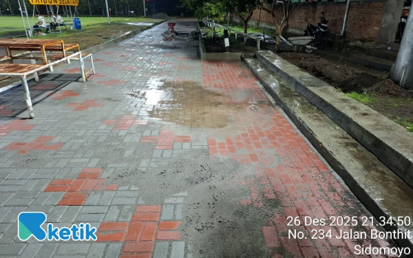 Thumbnail Proyek Joging Track Stadion Forlantas: Pemkal Sidomoyo Pilih Jalur "Ngobrol Santai" Ketimbang Jawab Poin Teknis