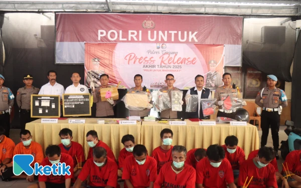 Thumbnail Berita - Darurat Narkoba di Sampang, Polres Ungkap 147 Kasus Sepanjang 2025