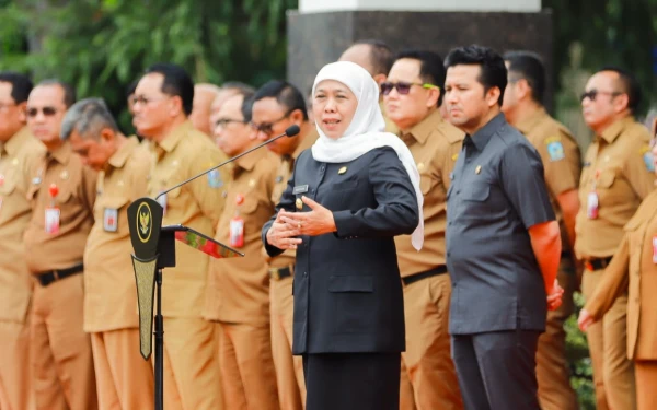 Thumbnail Gubernur Khofifah Pimpin Apel Akhir Tahun 2025, Apresiasi Kerja Kolektif Super Tim ASN Jatim