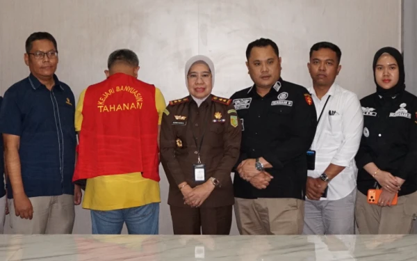 Tak Ada Kompromi, Kajari Banyuasin Erni Yusnita Pimpin Penahanan Direktur Kasus Pajak Rp2,6 Miliar