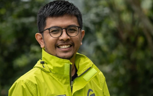 Thumbnail Berita - Iqbal Damanik Diteror Kiriman Bangkai Ayam, Ini Tanggapan Greenpeace Indonesia