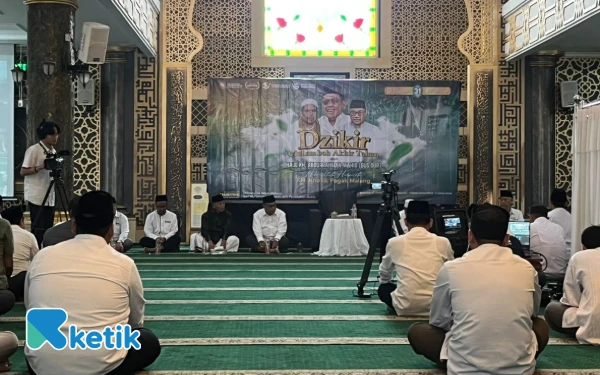 Thumbnail Berita - Muhasabah dan Haul Gus Dur, Unisma Ketuk Pintu Langit untuk Melesat di 2026