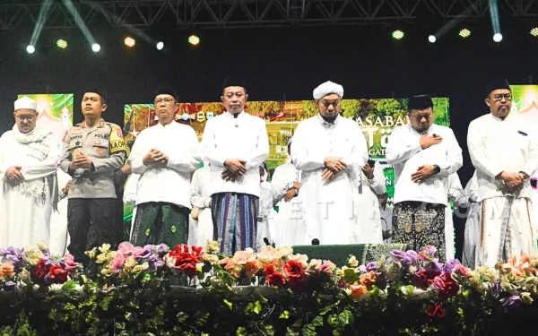 Thumbnail Dari Muhasabah ke Aksi: Bondowoso Tancap Gas, 30 Program Sukses dan Ekonomi Tertinggi se-Tapal Kuda