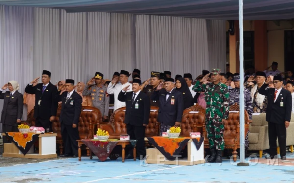 Thumbnail Berita - Wali Kota Tegal Pimpin Upacara HAB ke-80 Kemenag, Tekankan Pentingnya Sinergi dan Kerukunan Umat