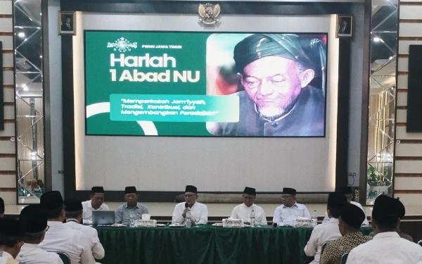 Thumbnail Berita - PWNU Jatim Gebyar Satu Abad NU: Gelar Mujahadah Kubro, NUConomic, hingga GenZINU Bootcamp!