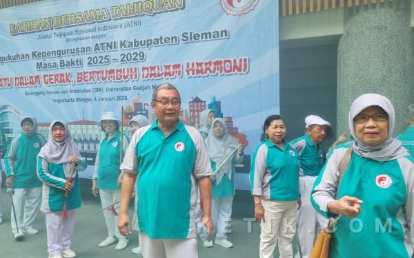 Thumbnail Jaga Tradisi, Ratusan Praktisi Taichi DIY Gelar Latihan Bersama di GIK UGM