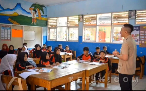 Thumbnail Berita - Usai Libur Panjang Nataru, Ketua TP PKK Lebak Ajak Siswa Semangat Kembali ke Sekolah