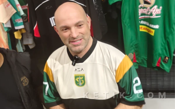 Thumbnail Berita - Bawa Gerbong Pemain PSM ke Persebaya? Ini Jawaban Tavarez