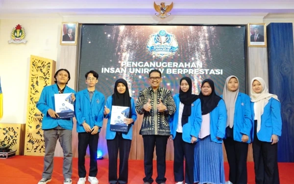 Thumbnail Berita - Dies Natalis Ke-19, Unirow Tuban Mantap Menuju Internasionalisasi Kampus