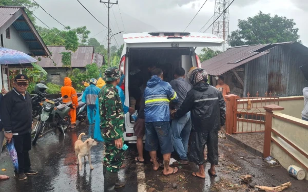 Thumbnail Banjir Bandang di Sitaro Tewaskan 9 Orang, Listrik dan Telekomunikasi Terputus