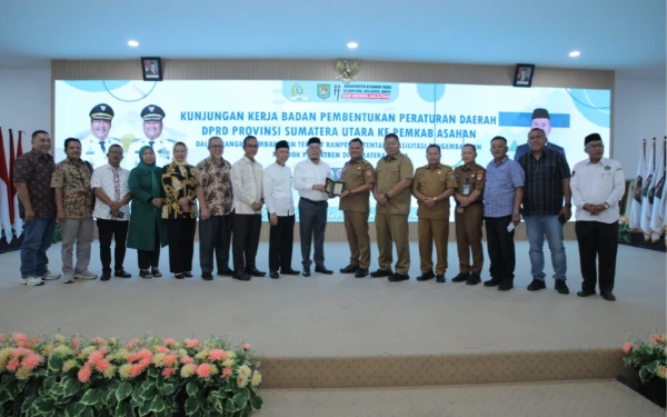 Thumbnail Berita - Pemkab Asahan Terima Kunjungan Kerja DPRD Sumut, Bahas Ranperda Pesantren