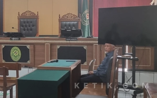 Thumbnail Berita - JPU Minta Hakim Tolak Eksepsi Sri Purnomo dalam Sidang Korupsi Dana Hibah Sleman