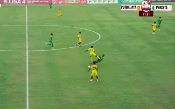 Thumbnail Berita - Tendangan Kungfu! Hukuman Komdis, Pemain Hilmi Gimnastiar Dilarang Aktivitas Sepak Bola Seumur Hidup