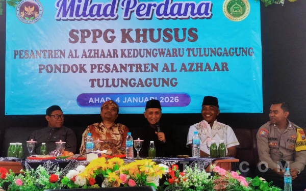 Thumbnail Berita - Pesan Komisi IX DPRRI dan Hj. Indah di Milad Perdana SPPG Khusus Pesantren Al Azhaar Kedungwaru Tulungagung