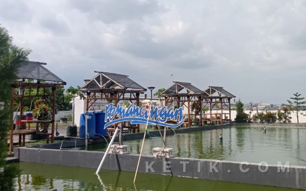 Thumbnail Berita - Sensasi Mancing di Atas Awan! Swiss-Belinn Malang Sulap Rooftop Jadi Kolam Pancing 24 Jam