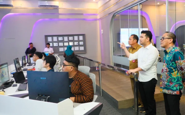 Thumbnail Waspada Cuaca Ekstrem Jatim! Wagub Emil Cek Kesiapan Teknologi BBWS Brantas Hadapi Banjir