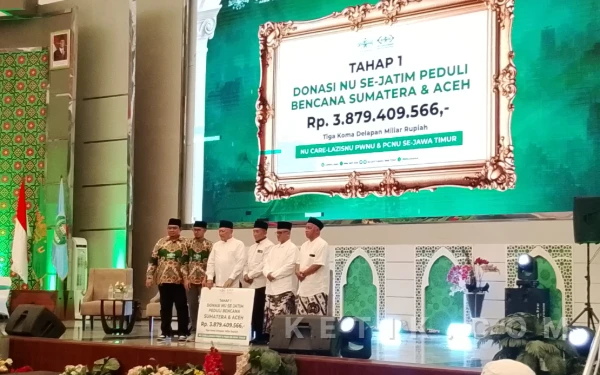 Thumbnail Berita - Seabad NU, Wagub Emil Apresiasi Nahdliyin Jatim Himpun Rp3,87 Miliar untuk Korban Bencana