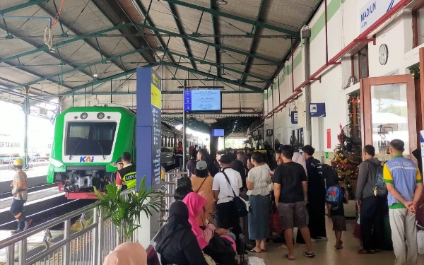 Thumbnail Berita - KAI Daop 7 Madiun Kecam Pencurian Puluhan Baut Rel di Blitar, Ajak Warga Ikut Jaga Jalur Kereta