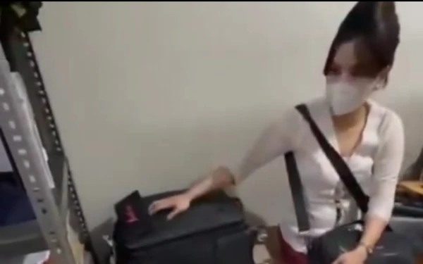 Thumbnail Berita - Menyamar Jadi Pramugari, Wanita Asal Ogan Ilir Lolos Terbang Batik Air Palembang–Jakarta