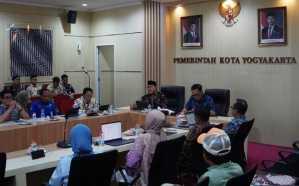 Thumbnail Berita - Jaga Status Warisan Dunia UNESCO, Pemkot Yogyakarta Bakal Batasi Bus Pariwisata di Sumbu Filosofi