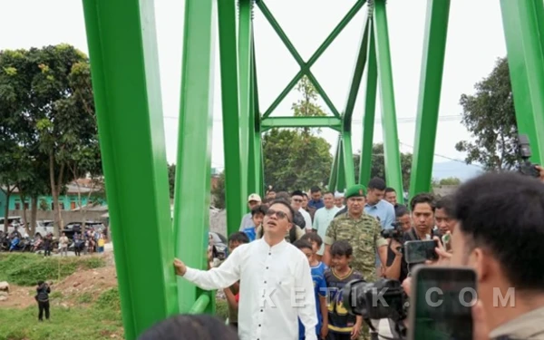 Thumbnail Berita - Sempat Viral, Kini Jembatan Hijau Cijeruk Jadi Ikon Baru Kabupaten Bandung