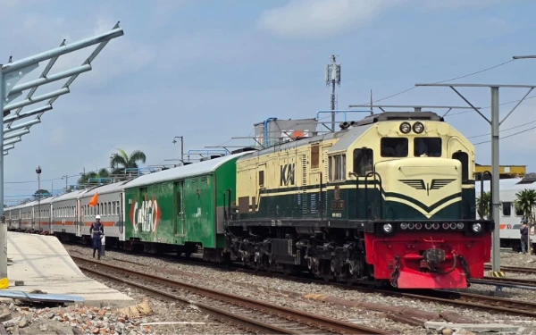 Thumbnail Berita - KAI Daop 7 Madiun Catat Kinerja Positif di 2025, Angkut 68.452 Ton Barang