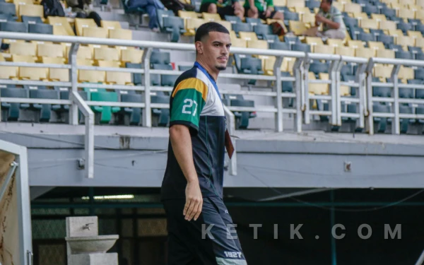 Thumbnail Persebaya Resmi Kenalkan Gustavo Fernandes Sebagai Pemain Baru