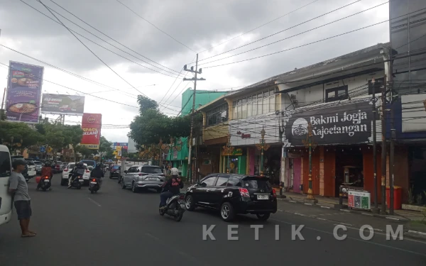 Thumbnail Berita - Fenomena Rojali dan Rohali di Kayutangan Heritage: Awalnya Dikeluhkan, Kini Jadi Peluang Cuan?