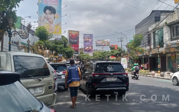 Thumbnail Berita - Pastikan Jukir Tak Tersisih, Wali Kota Malang Siapkan Skema Rangkul Jukir di Kayutangan
