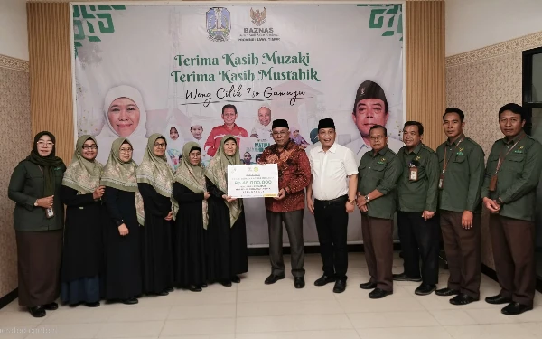 Thumbnail Muslimah Masjid Al-Akbar Salurkan Donasi Rp61 Juta untuk Penyintas Bencana Aceh–Sumatera