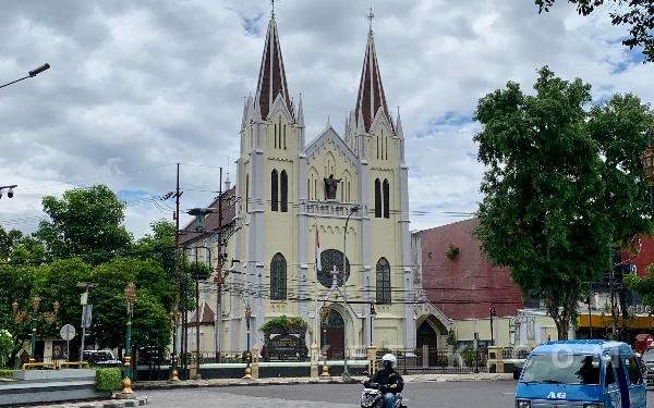 Thumbnail Berita - Gereja Hati Kudus Yesus Kayutangan, Saksi Sejarah Panjang Umat Katolik Kota Malang