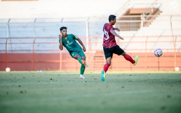 Thumbnail Berita - Rizky Dwi Pangestu Jadi Pemain Pertama Persebaya yang Hengkang, Ini Klub Barunya