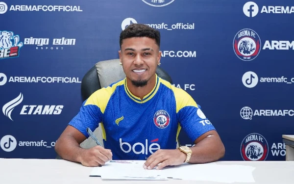 Thumbnail Berita - Winger Anyar Arema FC Akui Sempat Diminati Madura United dan Borneo FC