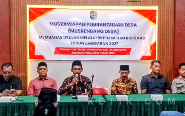 Thumbnail Berita - Dana Desa Turun Tajam, Pemdes Moyoketen Fokus Kesehatan dan Sosial