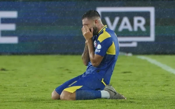 Thumbnail Berita - Usai Yan Motta, Giliran Ian Puleio Tinggalkan Arema FC