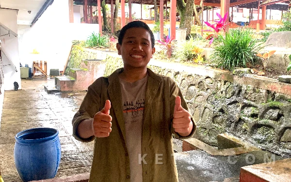 Thumbnail Berita - Tak Sekadar Belajar, Siswa SRMP 14 Kota Batu Temukan Keluarga Baru di Sekolah Rakyat