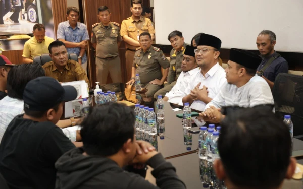 Thumbnail Tegas! Pemkot Surabaya Tetap Pindahkan RPH, Eri Cahyadi Blak-blakan Ungkap Alasannya