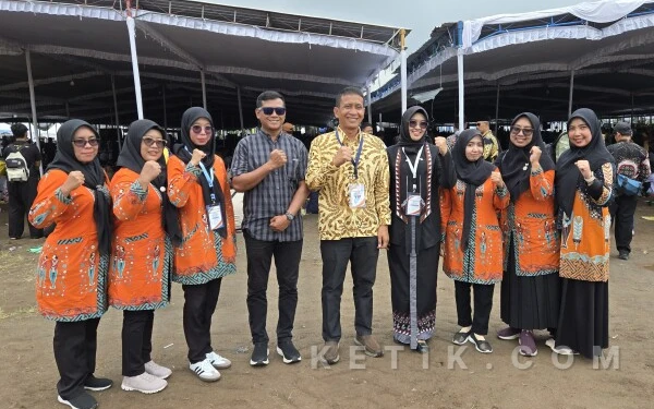 Thumbnail Berita - Bikin Bangga, Desa Kauman Bojonegoro Raih Juara Lomba Desa Digital Kemendes PDTT