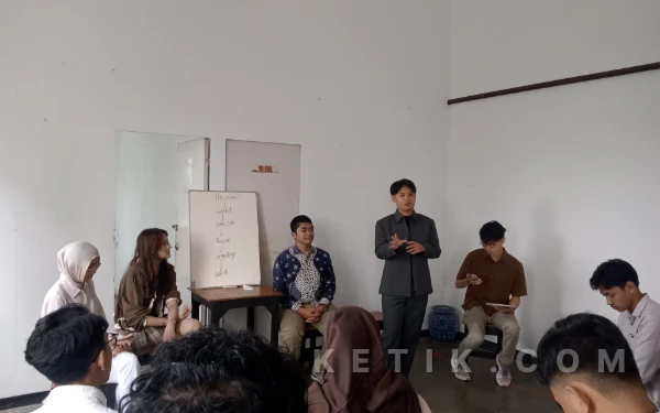 Thumbnail Belajar Publikasi Jurnal Sejak Kuliah, Journal Club Jadi Ruang Diskusi Mahasiswa Malang