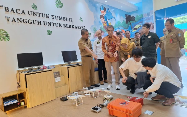 Thumbnail Berita - Sambangi BPBD, Akademisi Jepang Tertarik Kolaborasi Drone untuk Mitigasi Bencana di Jatim
