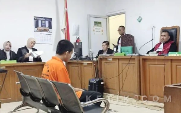 Thumbnail Residivis Narkoba Tak Jera, Koang Kembali Diseret ke Pengadilan dengan Tuntutan 13 Tahun Penjara