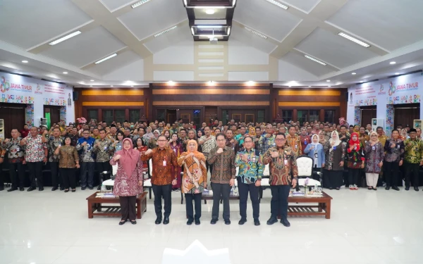 Thumbnail Berita - Sosialisasi Pengembangan Talenta Digital, Disdik Jatim Percepat Peluang Kerja Lulusan SMA/SMK