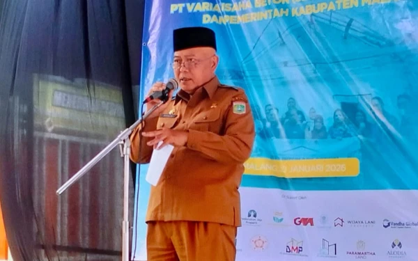 Thumbnail Berita - Resmikan Rumah Hasil Renovasi Apersi Korwil Malang Raya, Bupati Sanusi Minta Program Bedah Rumah Berlanjut