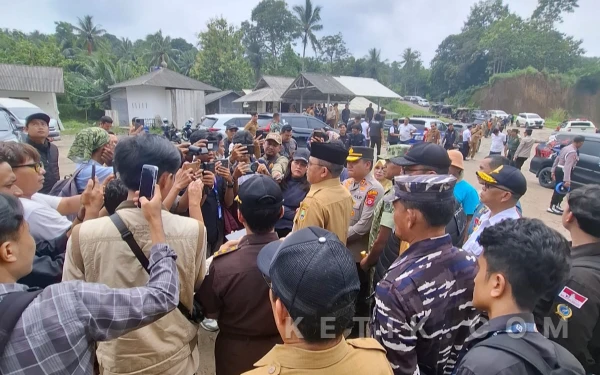 Thumbnail Berita - Sejumlah Aktivitas Tambang Pasir Disetop, Diduga Picu Banjir di Cilegon