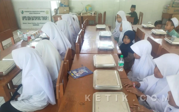 Thumbnail Berita - Terkait Video Viral SDN 1 Batuporo Timur, SPPG Batuporo Barat Tegaskan Penyaluran MBG Sesuai Data Sekolah